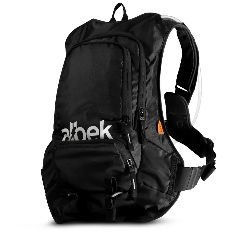 Neue Ware albek H2O Haul Eight Trinkrucksack - 3L - Covert Black