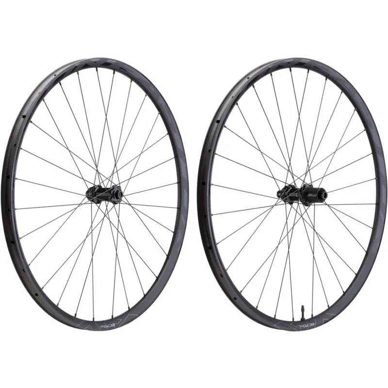 Schneller Versand Easton EC70 AX Carbon Disc 28" Laufradsatz - Drahtreifen - Centerlock - VR 12x100mm HR 12x142mm / QR - SRAM XDR