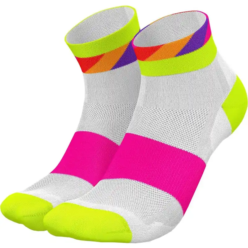 Markenprodukt INCYLENCE Ultralight Strides Short Socken - Weiß Canary