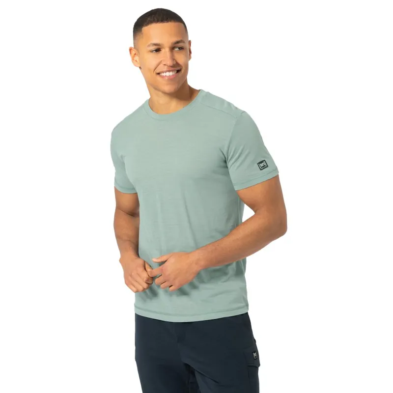 SUPER.NATURAL Essential T-Shirt Herren - Chinois Green Sonderaktion